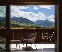 Hidden Retreats Alpine Edge - B&B Aeschi