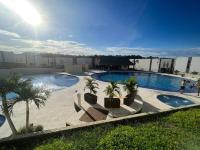 Hermosa casa muy equipada en condominio - B&B