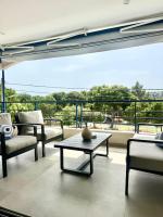 Athens Riviera Lux Flat, Lemos Vouliagmeni - Ferienwohnung Athen