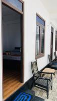 Deluxe Double Room with Side Sea View