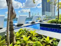 Eastwood Global Plaza Luxury 1Bed Room with 2 Toilets and Laundry Room - B&B