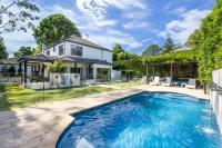 Jasmine House - Pet Friendly with Swimming Pool - B&B