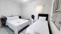 Basic Triple Room with Shared Bathroom