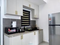 3B2B 7 Pax - 5 min walk to MRT - F&B - Cheras - B&B Kampong Baharu Cheras Batu Sebelas