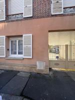 Le 24 appart rez-de-chaussée hyper-centre avec place de parking - B&B Épernay