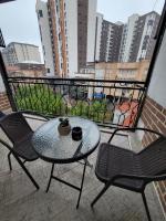 Sunny Hill Apartment B16 - Ferienwohnung Pristina