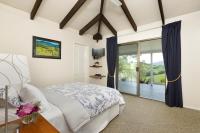 Queen Room with Garden View - Blue
