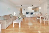 Amadeus 2 - Bed and Breakfast St. Pete Beach