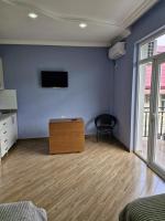 Dreibettzimmer mit Balkon