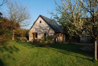Garden Studio Spring Cottage - Bed and Breakfast