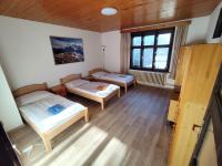 Camera Tripla con Bagno in Comune