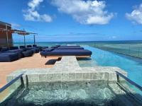 Apto Luxo Beira-Mar com Varanda de Frente para o Mar da Praia de Pajuçara NT1207 - B&B Maceió