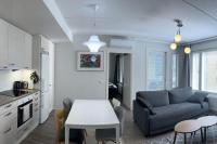 A9 Modern apartment with balcony, sauna & parking - Chambres d’hôtes