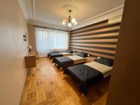 Azimut - B&B