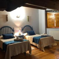 Triple Room with Private Bathroom
