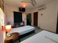 Twin Room with Private Bathroom