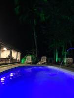 Casa Incrível à beira do Rio Guaraú e Praia NATAL e RÉVEILLON - Chambres d'hôtes Peruíbe