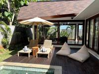 Beach Front LUX Villa - B&B