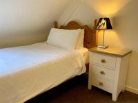 Single Room with Bathroom