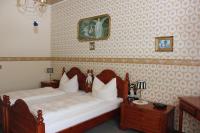 Camera Matrimoniale/Doppia con Letti Singoli con Doccia