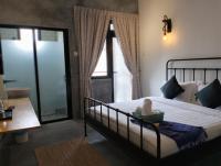 Chambre Lit King-Size avec Balcon