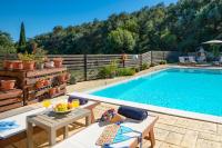 Villa Kambos Saint Stephanos - B&B