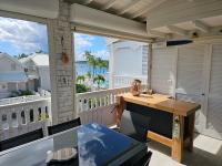 HOANI Sur la plage, Piscine - B&B Baie Nettle