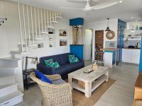 HOANI Sur la plage, Piscine - B&B Baie Nettle