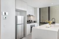 High level deluxe 2 bedroom APT - B&B