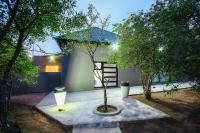 Bush Modern Accommodation - B&B Marloth Park
