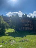 Grandes Mourailles Apartment ski in & ski out - B&B Cervinia
