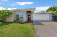 Pet friendly Holiday home with pool on Alex - Chambres d’hôtes