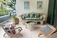 Miri Coconut 1 bdr flat with pool in a calm area near the sea and town - B&B