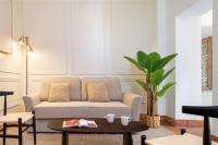 Apartamento 2 dormitorios con balcón y bañera de hidromasaje en terraza privada