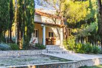 Country House Uros in Nature with Pool - B&B