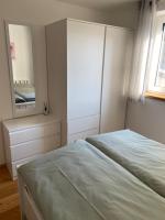 Apartamento de 2 dormitorios con balcón