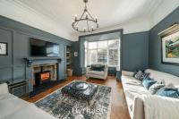 Blythewood Aberdeenshire Luxury Lodge with Hot Tub - B&B Kemnay