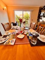 Hostal Hostal - B&B