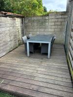 gezellige woning met tuin centrum Leuven - Bed and Breakfast Leuven