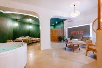 ÉROS - Loft entier avec Balnéo & Rétroprojecteur - B&B Nyons