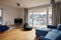 KUDO - Mountain & Skyline view - B&B Braşov