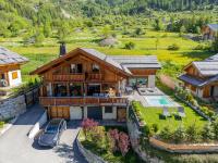 Chalet Luxe piscine et spa 18 personnes serrechevalierholidays - B&B