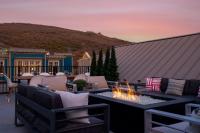 Walk to Main Street - Walk to Town Ski Lift Access, Hot Tub, Perfect Location! - Ferienwohnung