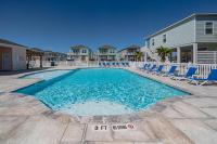 Cozy Bay Cottage with King Master Suite, Fire Pit and Pool - B&B Palm Harbor