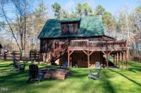 Whisper Chalet Reunions Groups 20 Plus Guests - Bed and Breakfast Greensboro