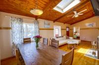 OB Beach House - B&B San Diego