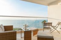 Oceanfront studio + sunset views CB1403 - B&B Cartagena