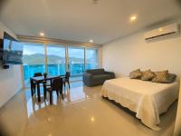 Reserva del Mar Primera Línea - Playa Salguero - Piscinas, Jacuzzi y Vista al Mar - B&B Puerto de Gaira