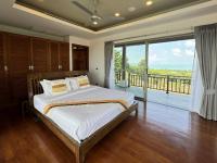 V02S - Sea View Villa (5BR)