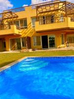 6 Brs Villa W/ Private Pool - Sandy beach - WiFi - Ferienwohnung